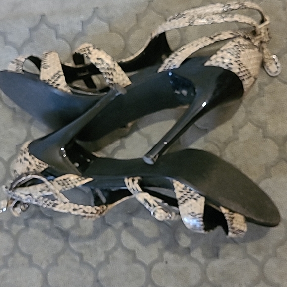 Paprika 4.25" heels - Picture 3 of 3